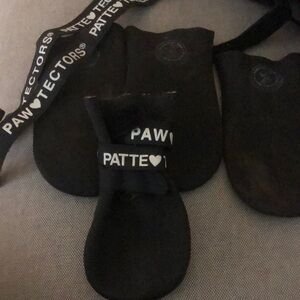 Black Dog Boots - set of 4